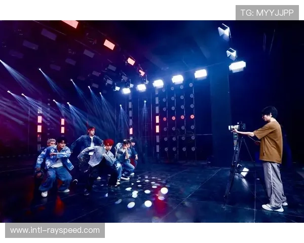 线下体验与线上直播联动，打造观赛新场景