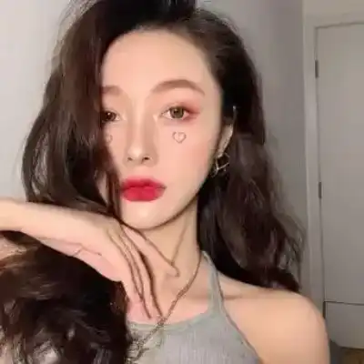 唐妍辰